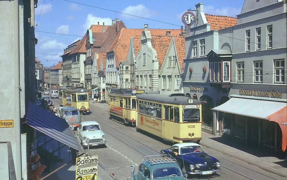 Flensborg sporvognslinje 1 med motorvogn 40 på Norderstr. (1967)