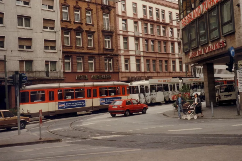 Frankfurt am Main sporvognslinje 21 på Baseler Straße (1990)