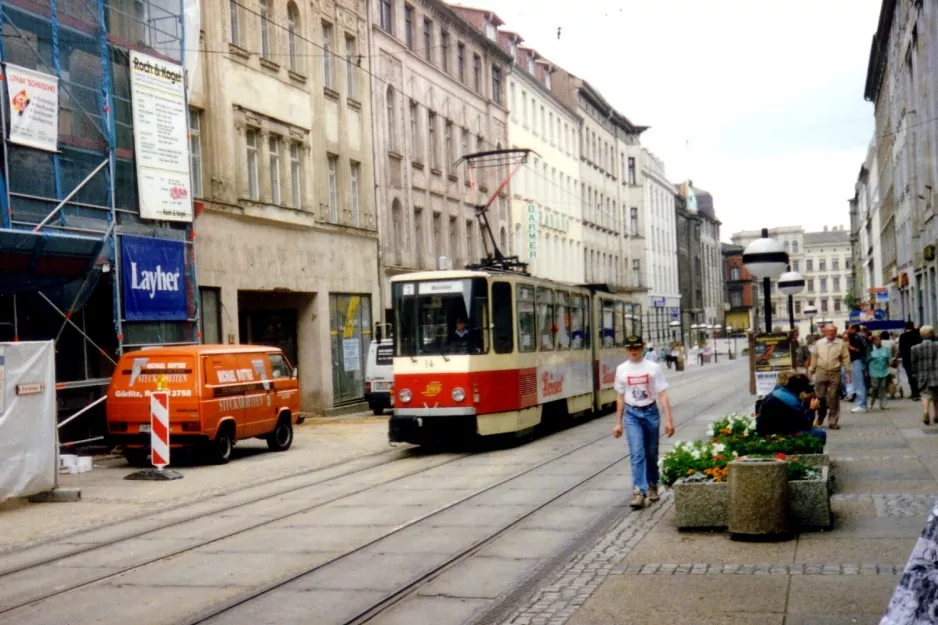 Görlitz sporvognslinje 1 med ledvogn 14 på Berliner Straße (1993)