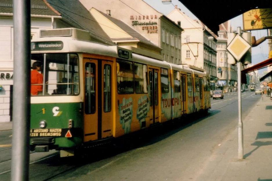 Graz sporvognslinje 7 med ledvogn 1 nær Esperantoplatz (1986)