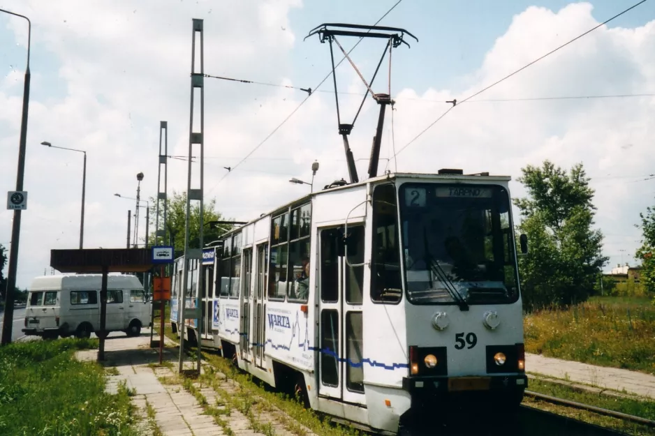 Grudziądz sporvognslinje T2 med motorvogn 59 ved Chełmińska / Południowa (2004)