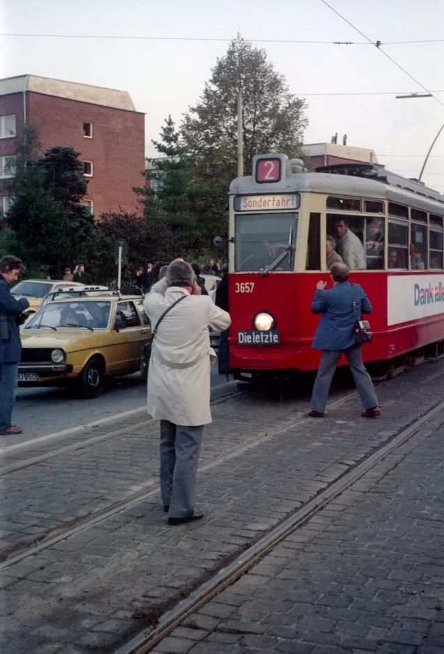Hamborg sporvognslinje 2 med motorvogn 3657 på Lokstedter Steindamm (1978)