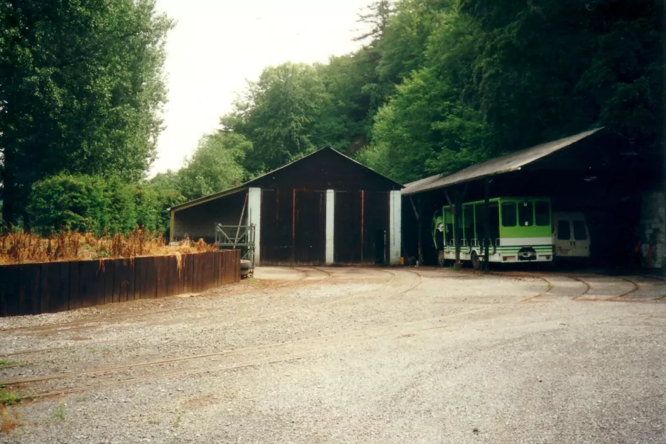 Han-sur-Lesse foran Rochefort, Han-sur-Lesse (2000)