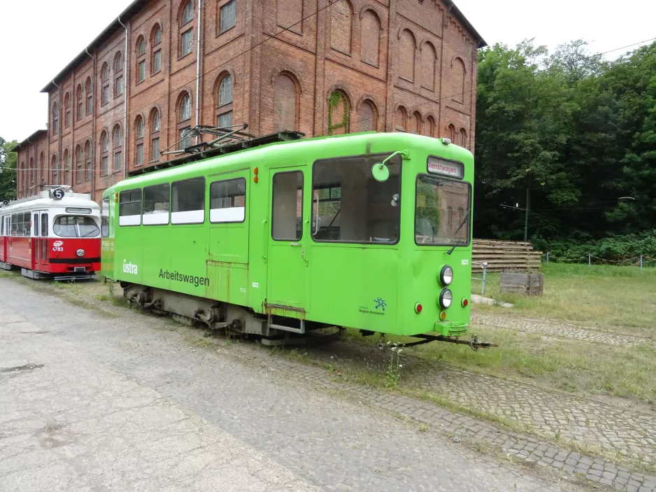 Hannover arbejdsvogn 823 foran Straßenbahn-Museum (2020)