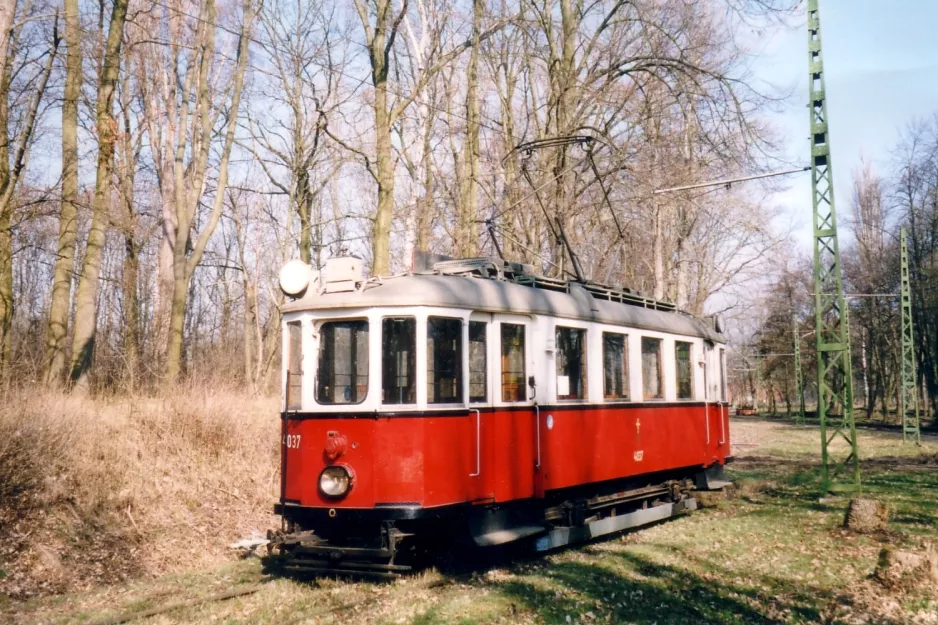 Hannover Hohenfelser Wald med motorvogn 4037 på Hannoversches Straßenbahn-Museum (2004)