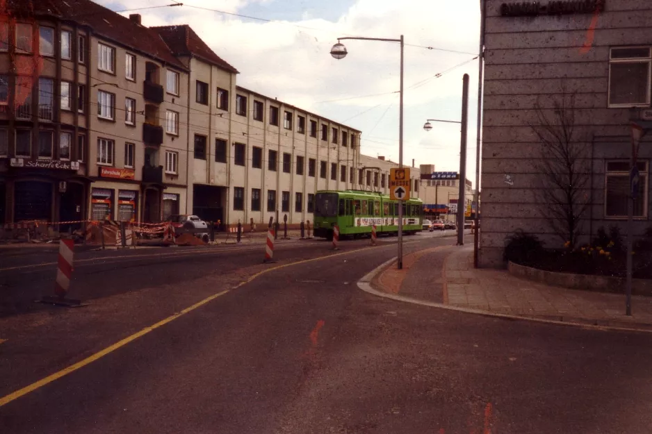 Hannover sporvognslinje 1 på Hildesheimer Straße, set mod syd (1990)