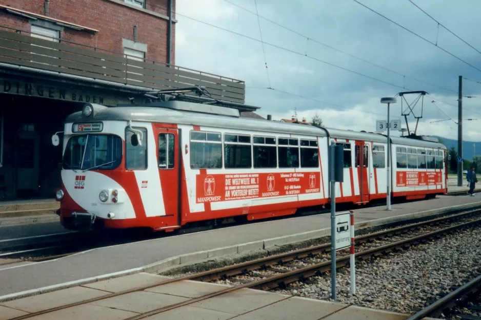 Heidelberg regionallinje 5 med ledvogn 106 ved Edingen Bahnhof (1998)