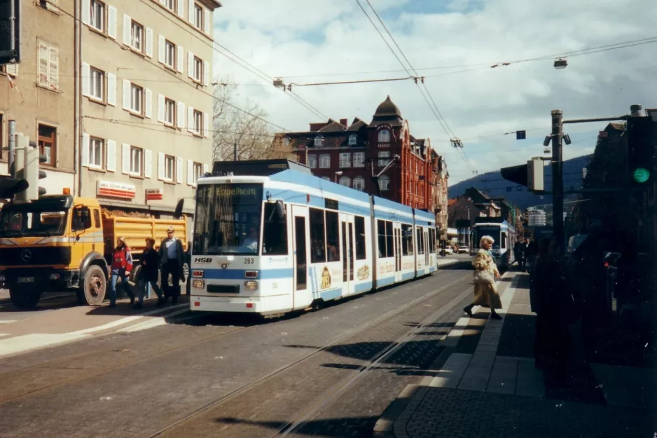 Heidelberg sporvognslinje 22 med ledvogn 263 "Montpellier" ved Betriebshof Bergheim (1998)