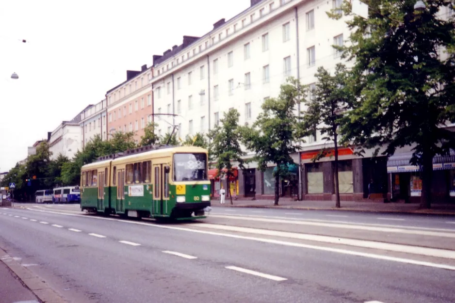 Helsingfors sporvognslinje 7B med ledvogn 80 på Mannerheimvägen/Mannerheimintie (1992)