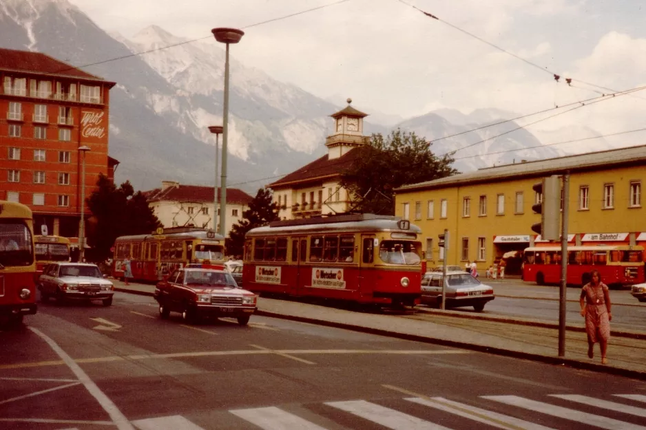 Innsbruck sporvognslinje 1 ved Hauptbahnhof, Südtiroler Platz (1982)
