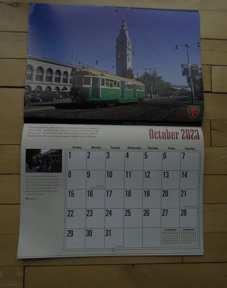 Kalender: San Francisco E-Embarcadero Steetcar med motorvogn 496 foran Ferry Building (2023)