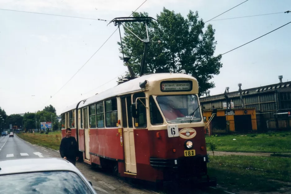 Katowice sporvognslinje T6 med ledvogn 183 på Weknowice Cynkownia (2004)