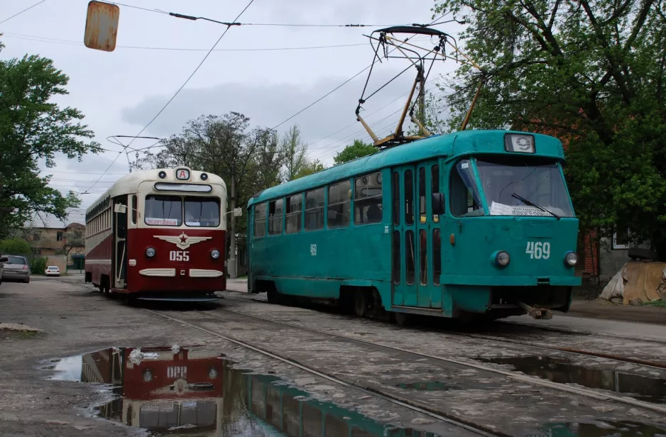 Kharkiv museumsvogn 055 på Mykoly Bazhana St (2011)