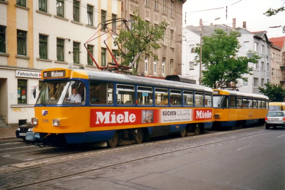 Leipzig ekstralinje 11E med motorvogn 2155 på Georg-Schumann Straße (2001)