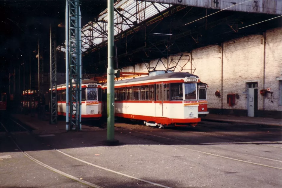 Lille motorvogn 513 inde i Saint Maur (1981)