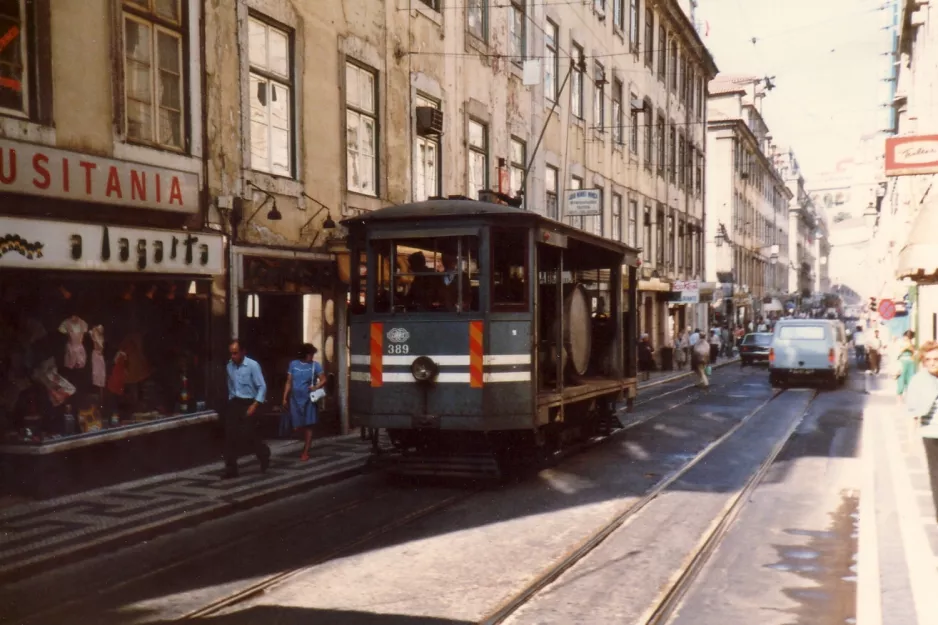 Lissabon arbejdsvogn 389 på Rua dos Fanqueiros (1985)