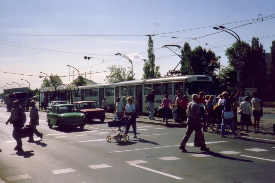 Magdeburg sporvognslinje 5  ved City Carré / Hbf (1990)