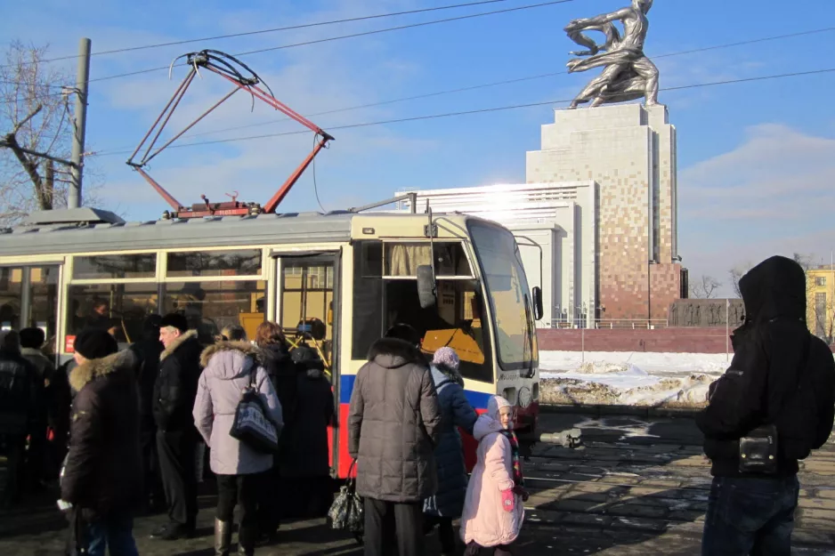 Moskva sporvognslinje 11 ved Vdnch (2012)