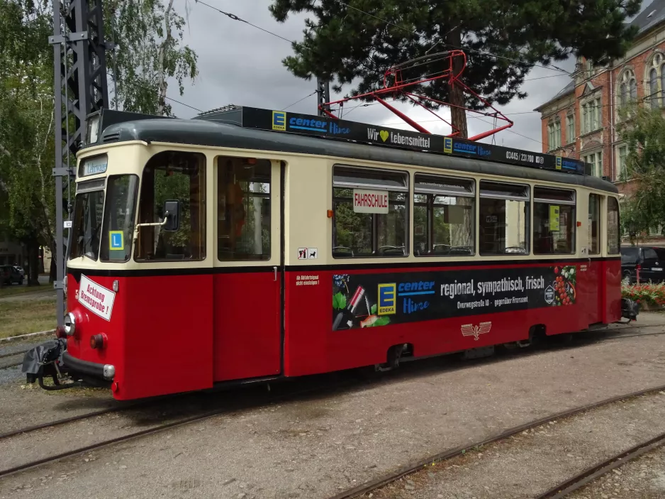 Naumburg (Saale) motorvogn 51 foran Naumburger Straßenbahn (2023)