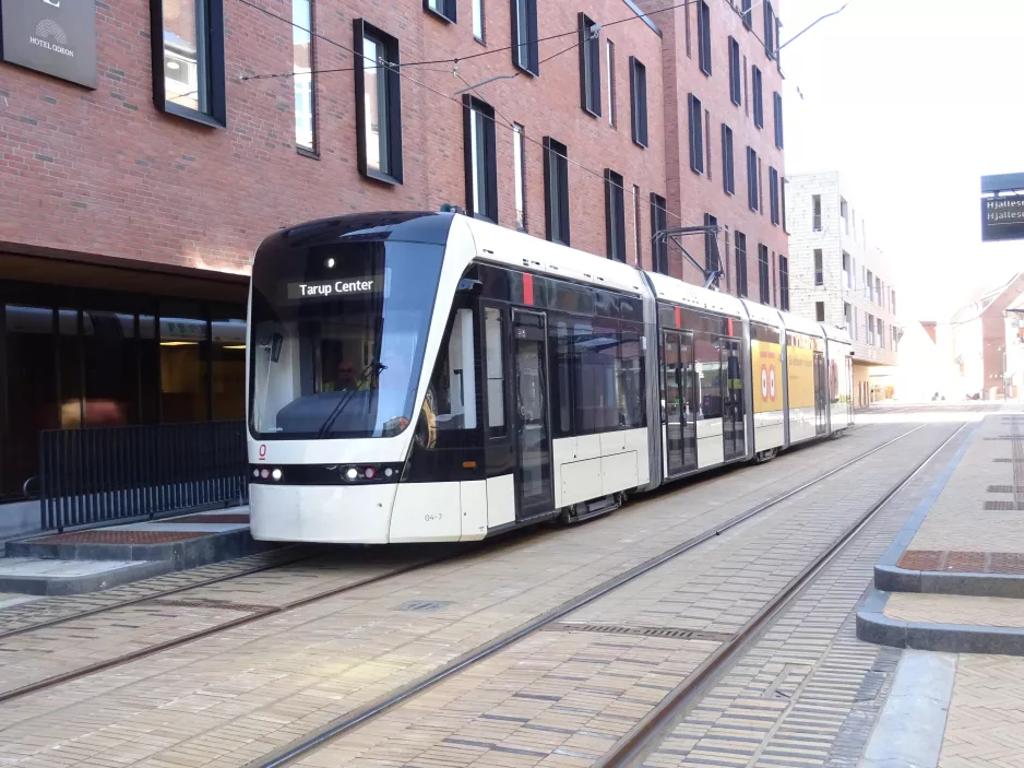 Odense lavgulvsledvogn 04 "Strømmen" ved ODEON (2022)