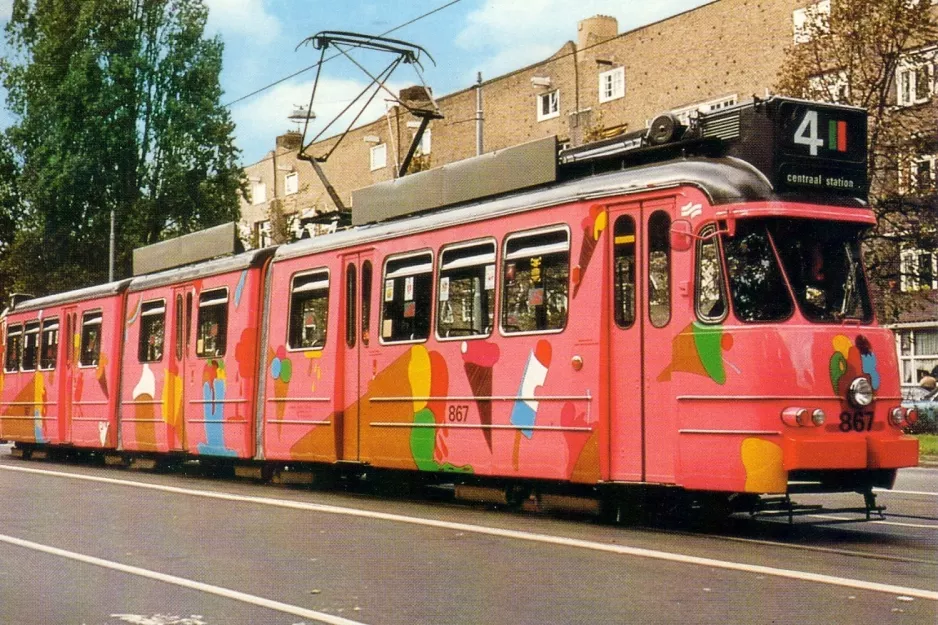 Postkort: Amsterdam sporvognslinje 4 med ledvogn 867 nær Waalstraat (1984)