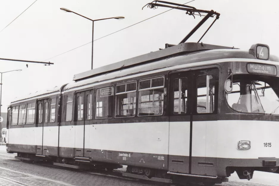 Postkort: Essen ledvogn 1615 ved remisen Betriebshof Stadtmitte (1959)