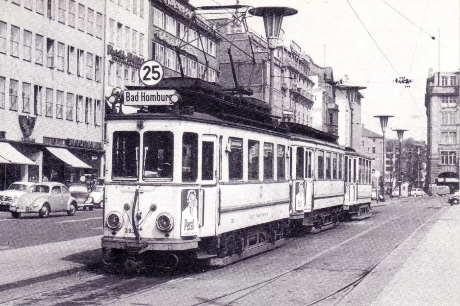 Postkort: Frankfurt am Main regionallinje 25 med motorvogn 393 ved Goethplatz (1955)