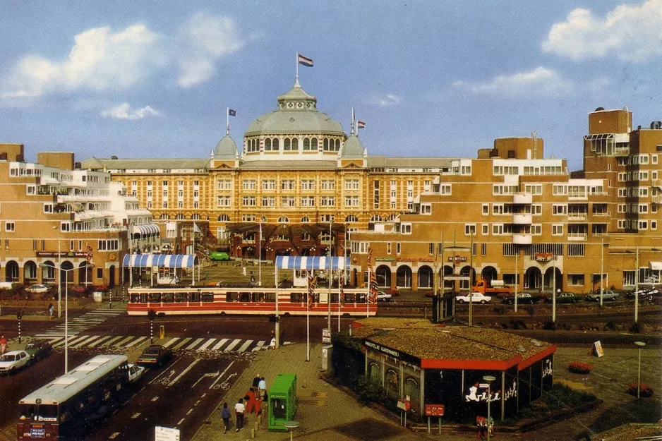 Postkort: Haag foran Kurhaus, Scheveningen (1988)