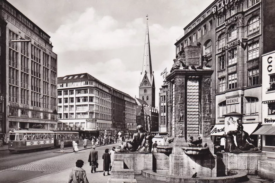 Postkort: Hamborg sporvognslinje 18 på Mönckebergstr. (1961)