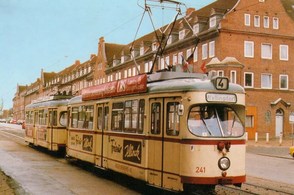 Postkort: Kiel sporvognslinje 4 med motorvogn 241 ved Fähre Holtenau  (Schleusenstraße) (1984)