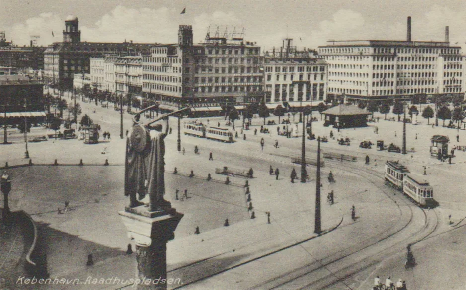 Postkort: København på Rådhuspladsen (1940)