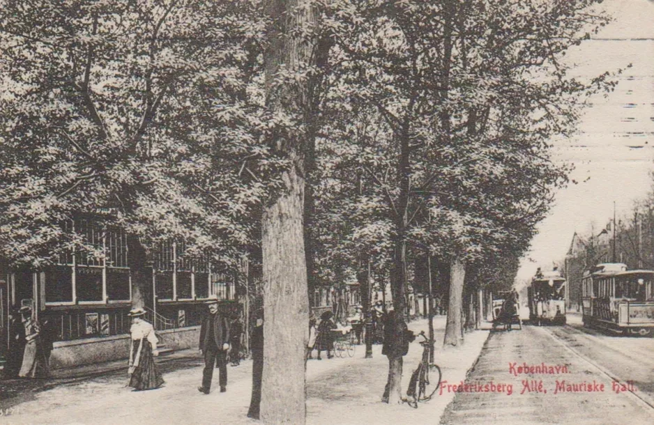 Postkort: København sporvognslinje 1 med åben bivogn 253 på Frederiksberg Allé (1902)
