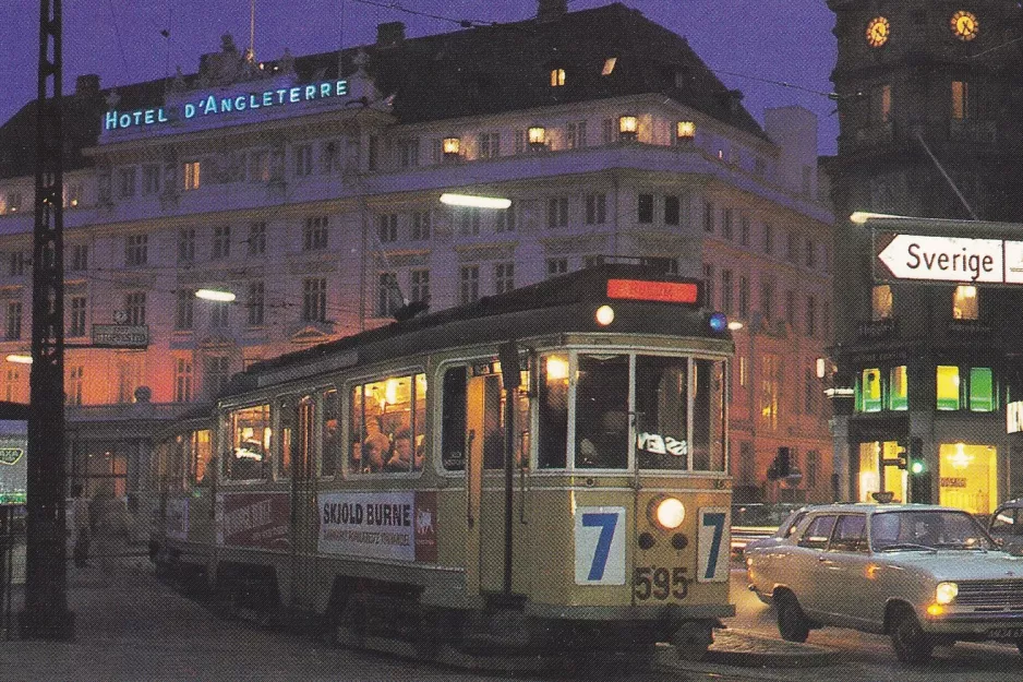 Postkort: København sporvognslinje 7 med motorvogn 595 ved Kongens Nytorv (1965-1970)