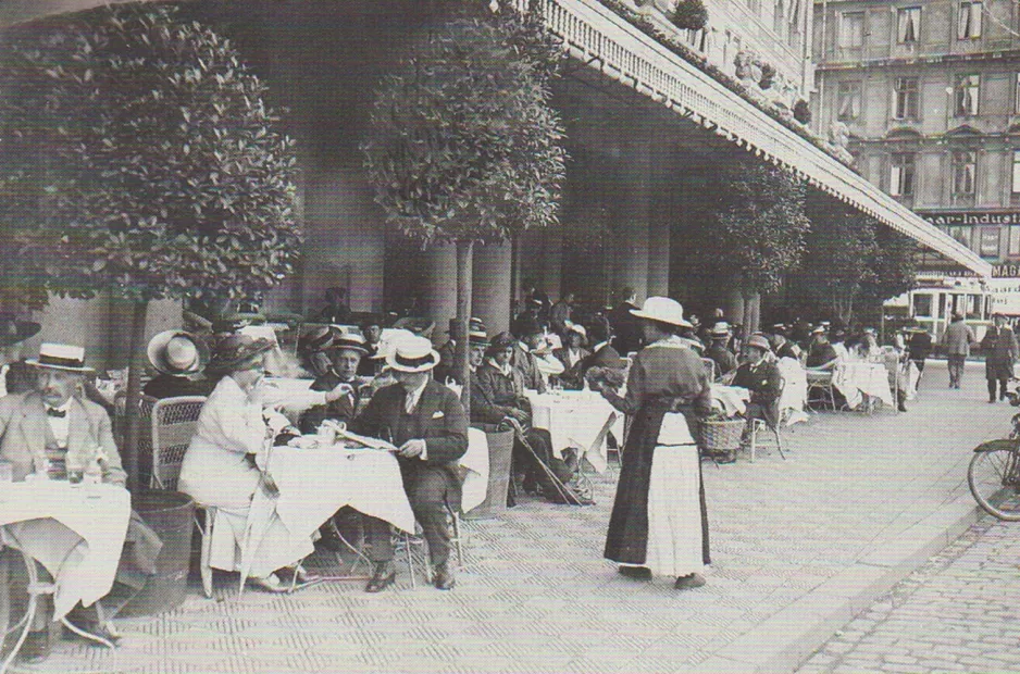 Postkort: København sporvognslinje 7 på Hovedvagtsgade (1917)