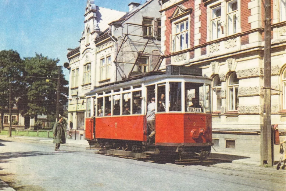 Postkort: Liberec ekstralinje 2 med motorvogn 9 ved Nádraži (1957)
