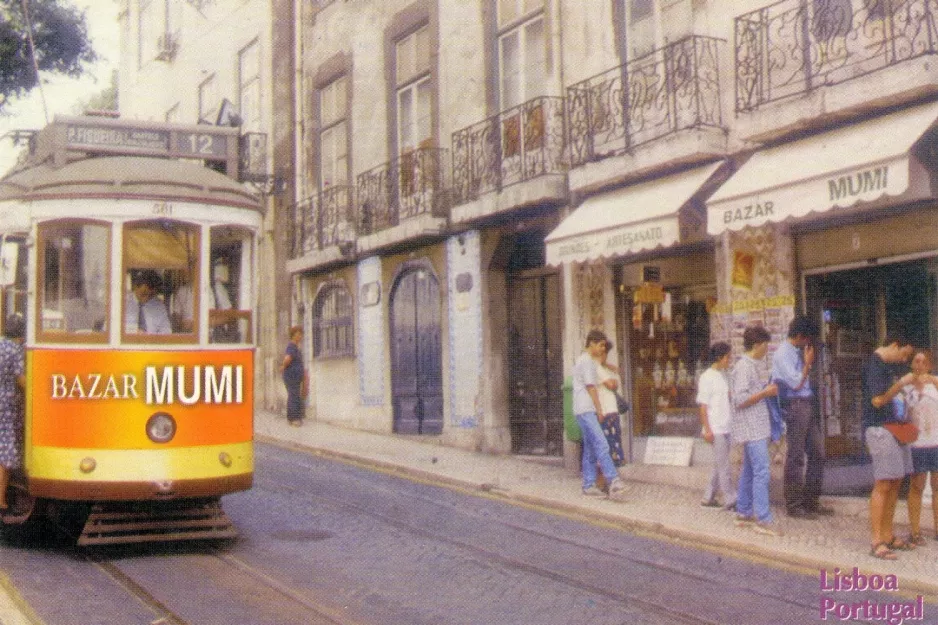Postkort: Lissabon sporvognslinje 12E med motorvogn 581 på R. Santo António da Sé (1998)