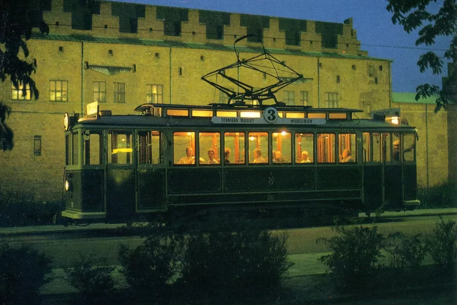 Postkort: Malmø Museispårvägen med museumsvogn 20 foran Malmöhus (1988)