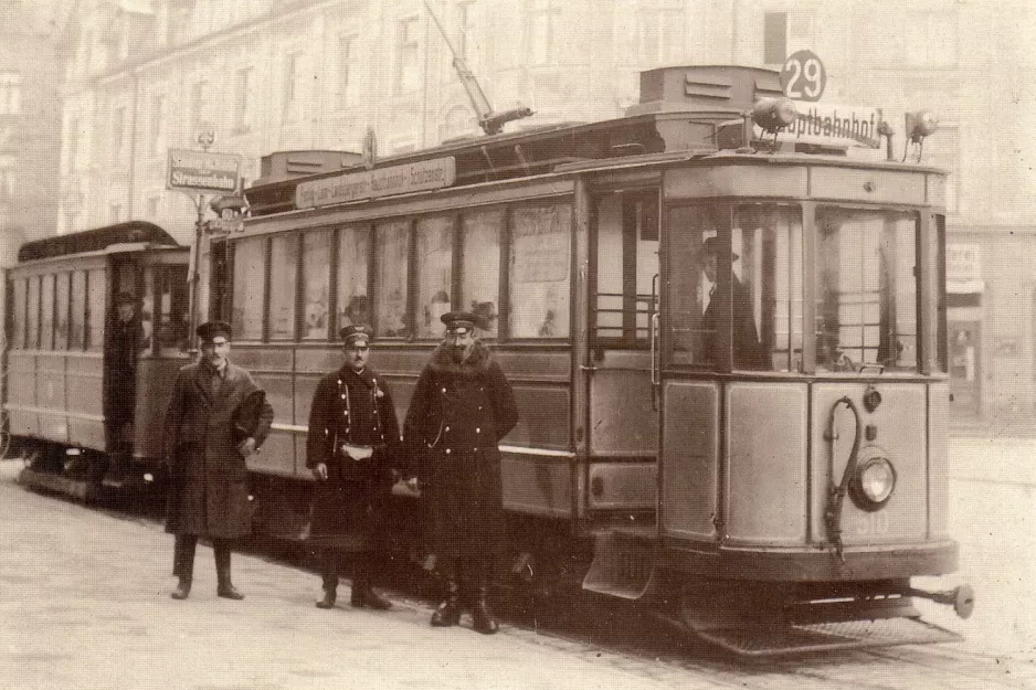 Postkort: München ekstralinje 29 med motorvogn 510 ved Ostbahnhof (1920)
