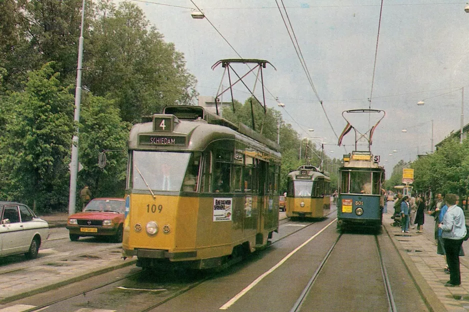 Postkort: Rotterdam motorvogn 109 på Johan Huizingalaan (1981)