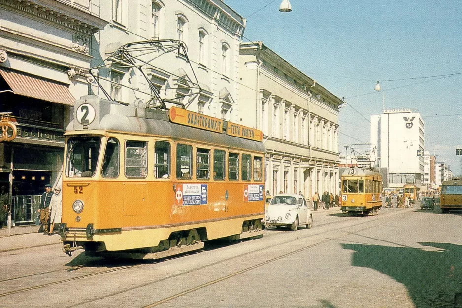 Postkort: Turku sporvognslinje 2 med motorvogn 52 på Eerikinkatu/Eriksgatan (1972)