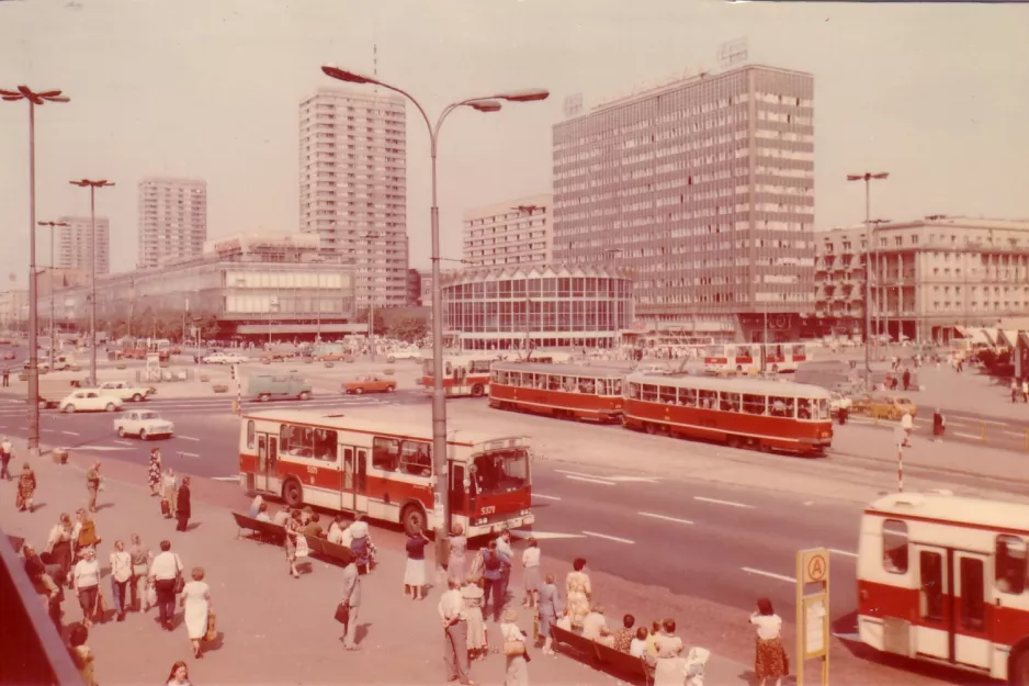 Postkort: Warszawa på rondo Dmowskiego (1983)