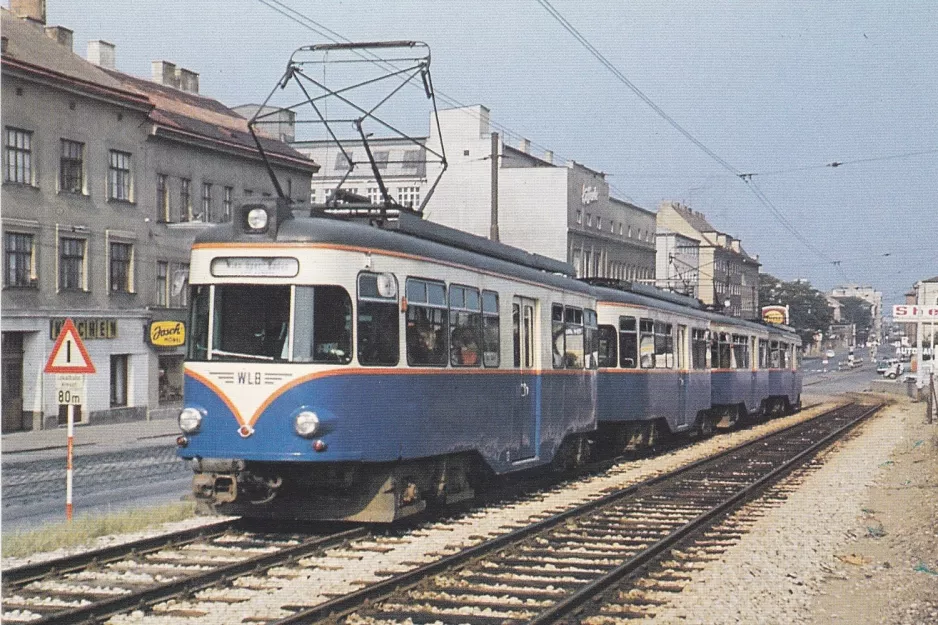 Postkort: Wien regionallinje 515 - Badner Bahn med motorvogn 13 nær Philadelphiabrücke (1970)