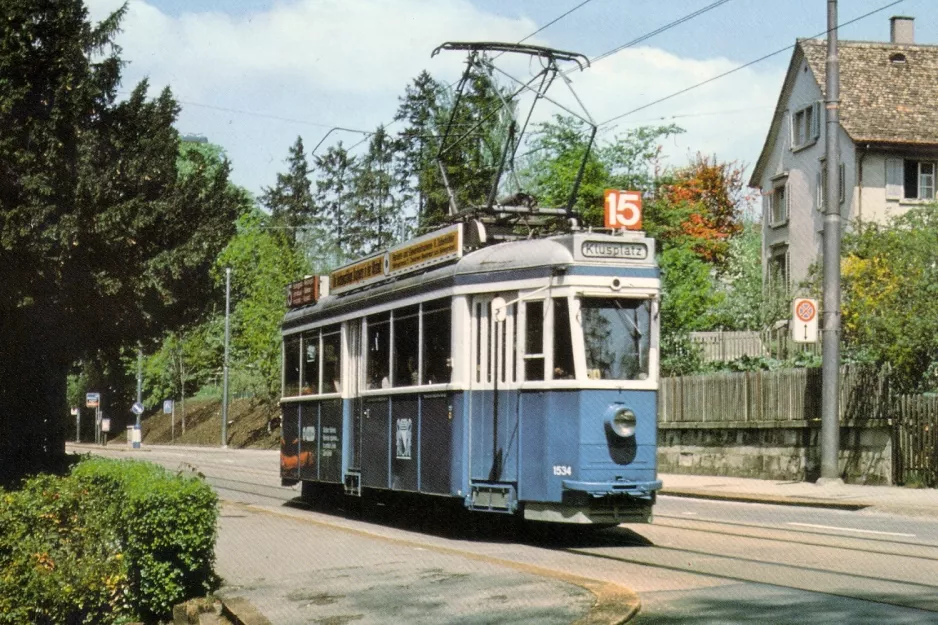 Postkort: Zürich sporvognslinje 15 med motorvogn 1534 på Röslistrasse (1984)