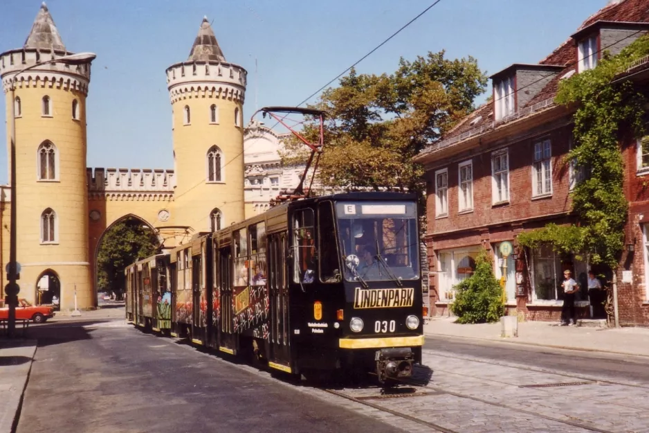 Potsdam ledvogn 030 ved Nauener Tor (1990)
