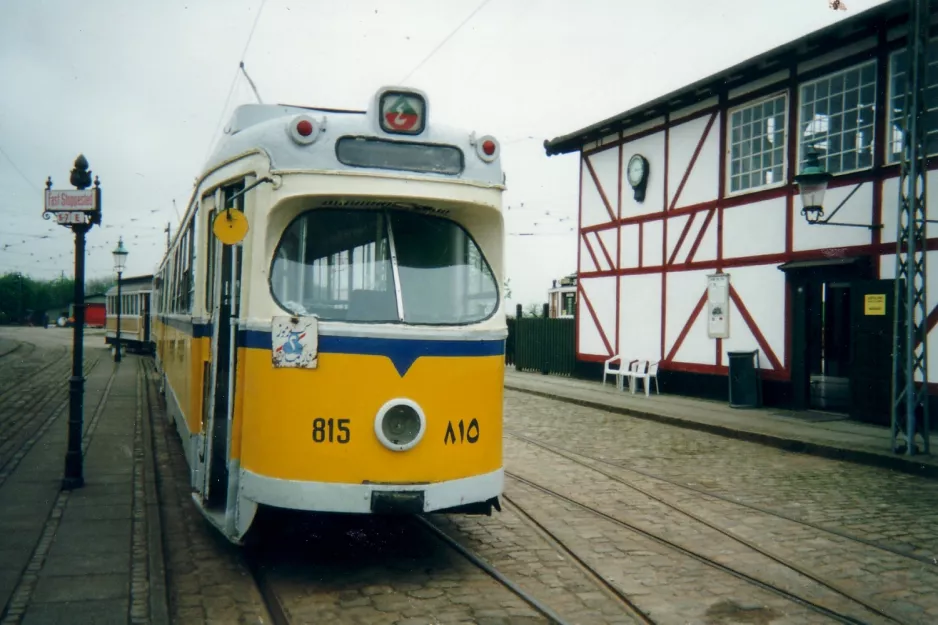 Skjoldenæsholm 1435 mm med ledvogn 815 ved Sporvejsmuseet (2002)