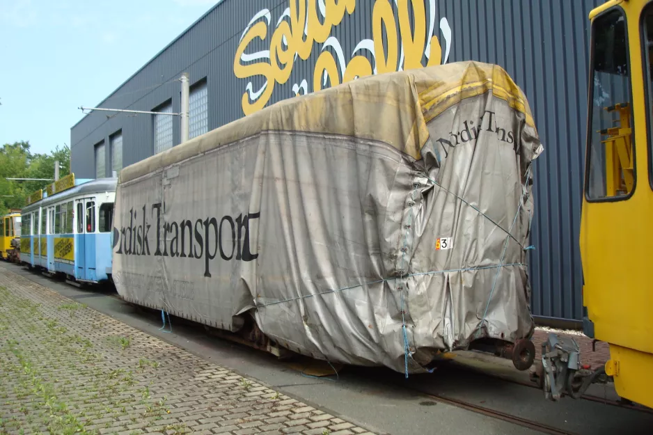 Skjoldenæsholm bivogn 1531 på opstillingssporet ved Geraer Verkehrsbetrieb depot, Zoitzbergstraße (2015)