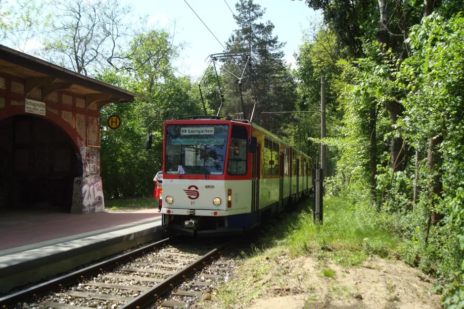 Strausberg sporvognslinje 89 med ledvogn 21 ved Schlagmühle (2013)