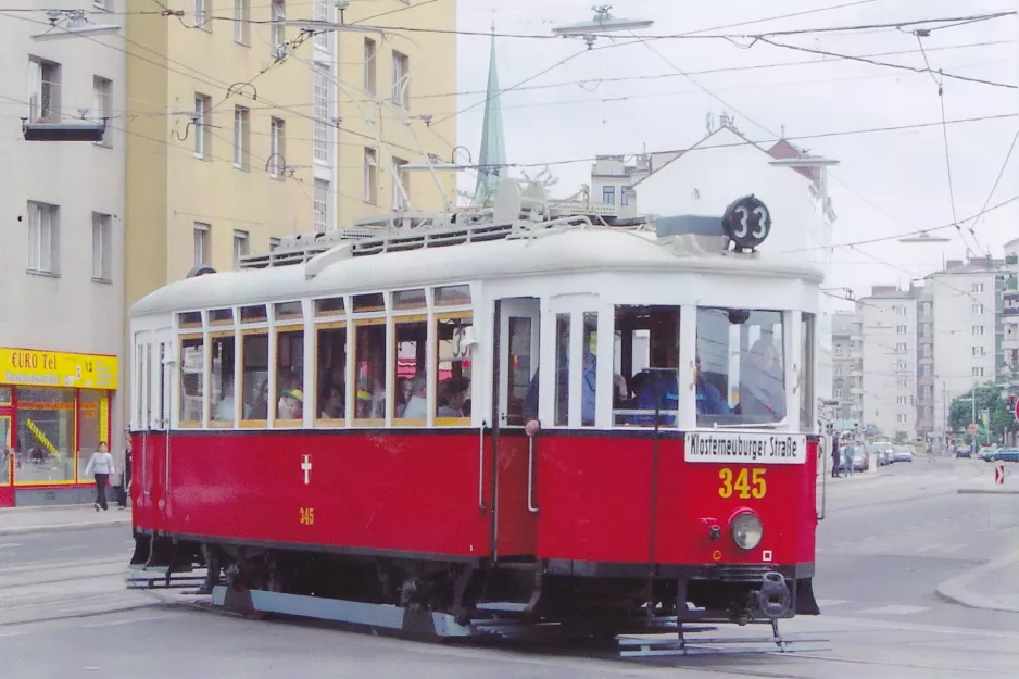 Wien motorvogn 345 ved Betriebsbahnhof Brigittenau (2005)