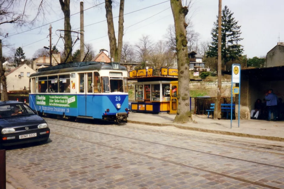 Woltersdorf sporvognslinje 87 med motorvogn 29 ved Schleuse (1994)