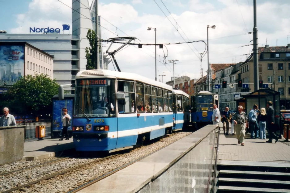 Wrocław sporvognslinje 3 med motorvogn 2474 ved Świdnicka (2004)
